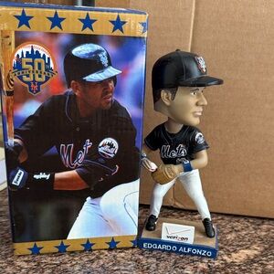 Edgardo Alfonzo Mets Bobblehead - 50th Anniversary